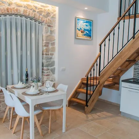 Apartment Bazzar